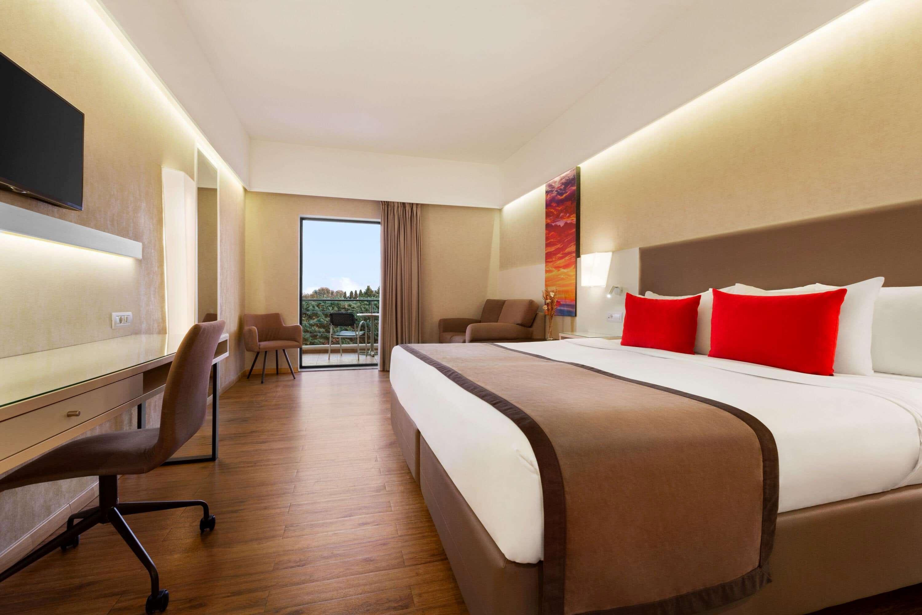 色雷斯温德姆华美达广场酒店 亚历山德鲁波利斯 外观 照片 A typical room at the hotel