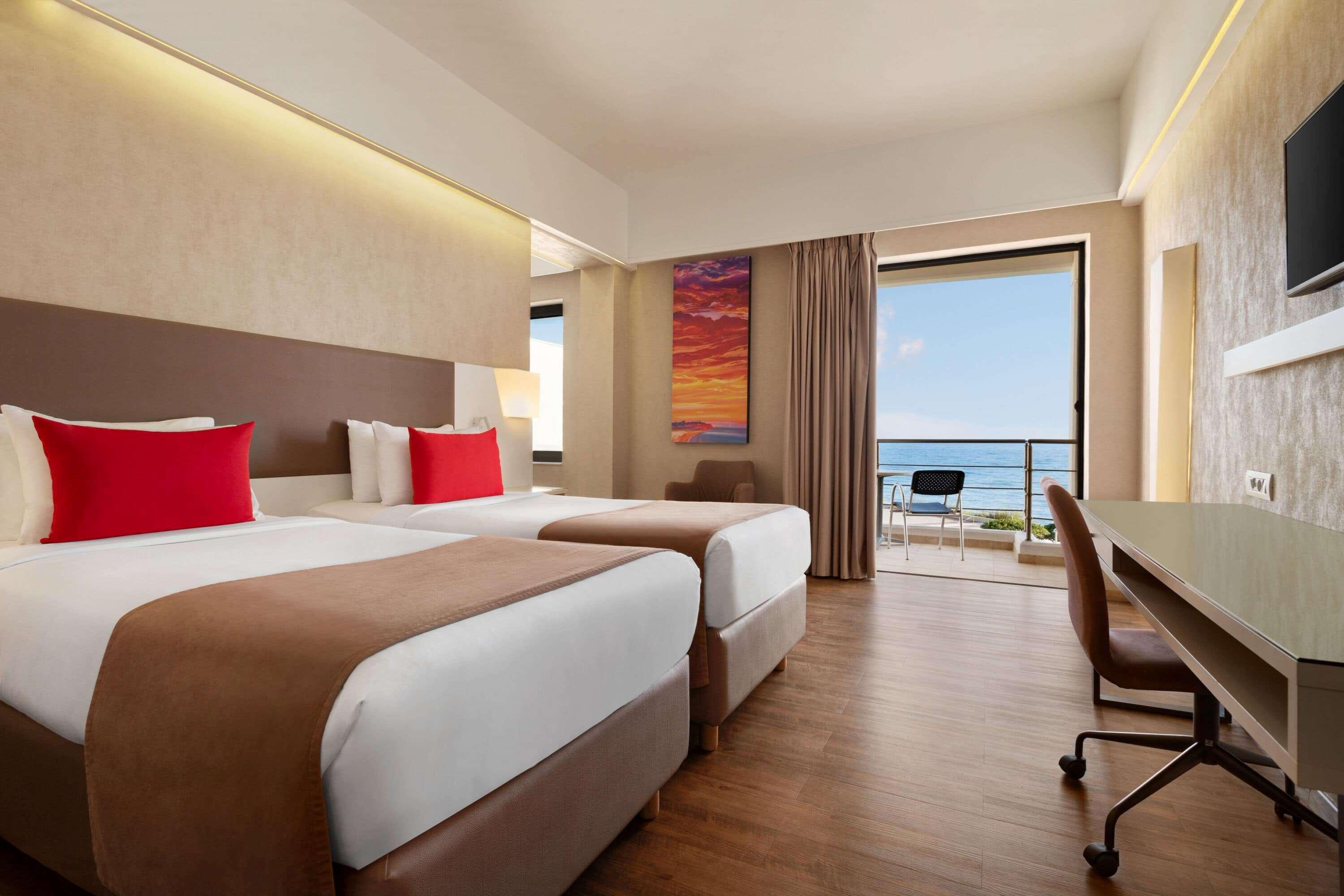 色雷斯温德姆华美达广场酒店 亚历山德鲁波利斯 外观 照片 A room at the Hilton Athens