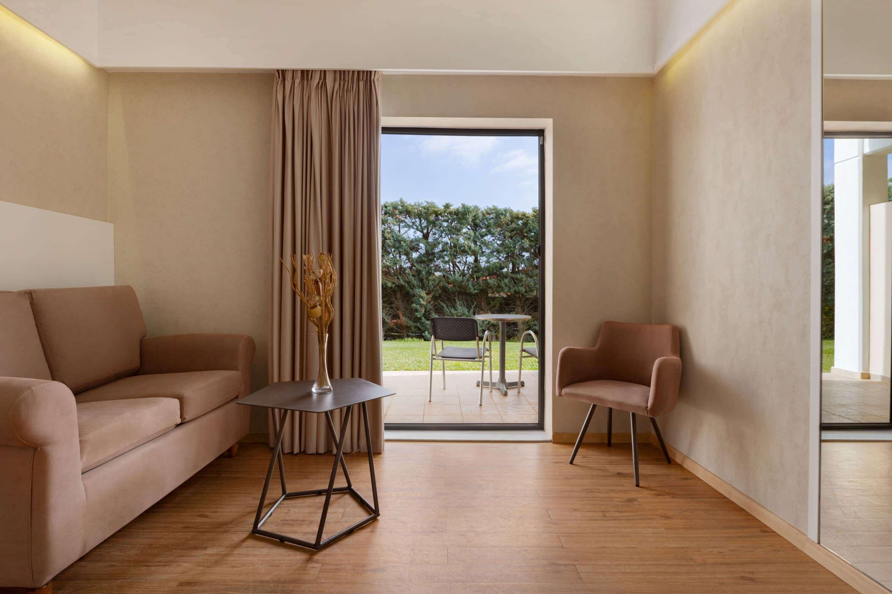 色雷斯温德姆华美达广场酒店 亚历山德鲁波利斯 外观 照片 A room at the hotel