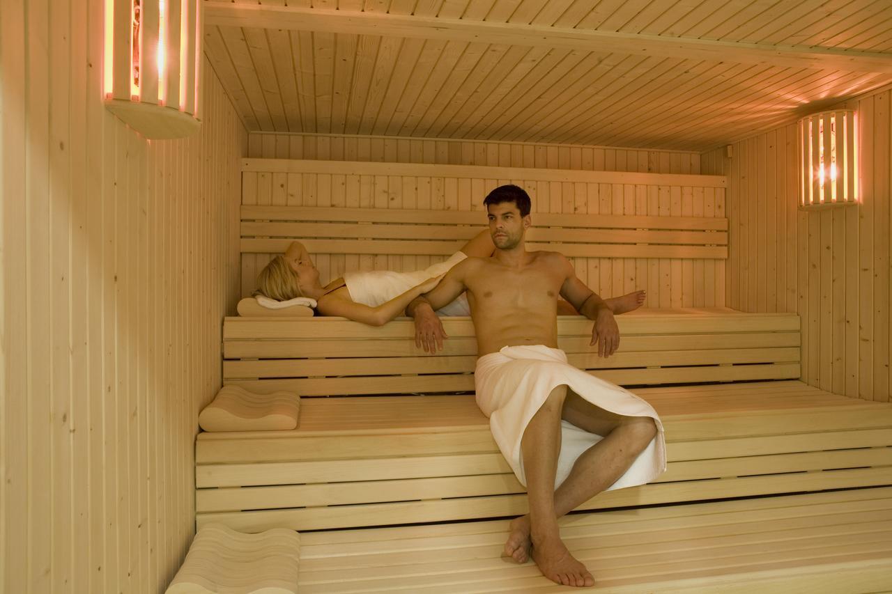 色雷斯温德姆华美达广场酒店 亚历山德鲁波利斯 外观 照片 Sauna