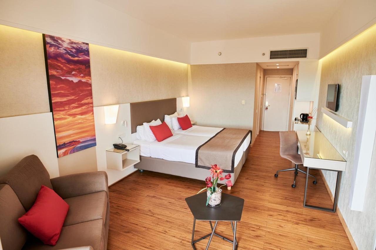 色雷斯温德姆华美达广场酒店 亚历山德鲁波利斯 外观 照片 Deluxe Room